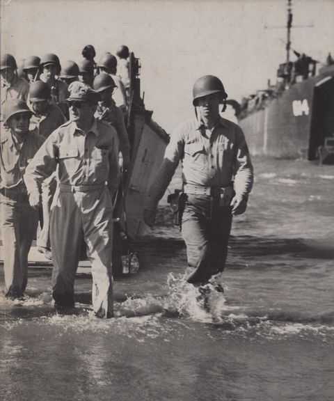 Return to the Philippines [World War II]